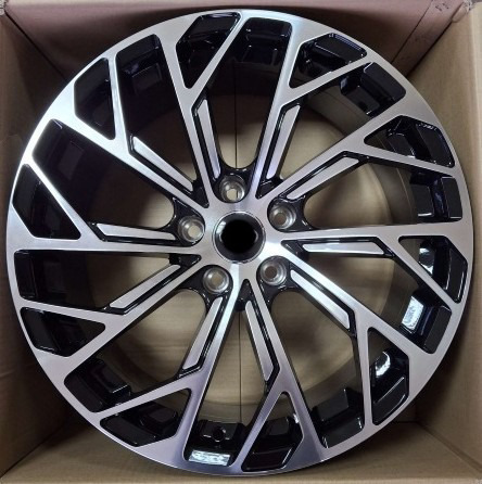 Replica FR 8003 8,5x19 5*112 Et:35 Dia:66,45 BMF Replica FR 8003 8,5x19 5*112 Et:35 Dia:66,45 BMF